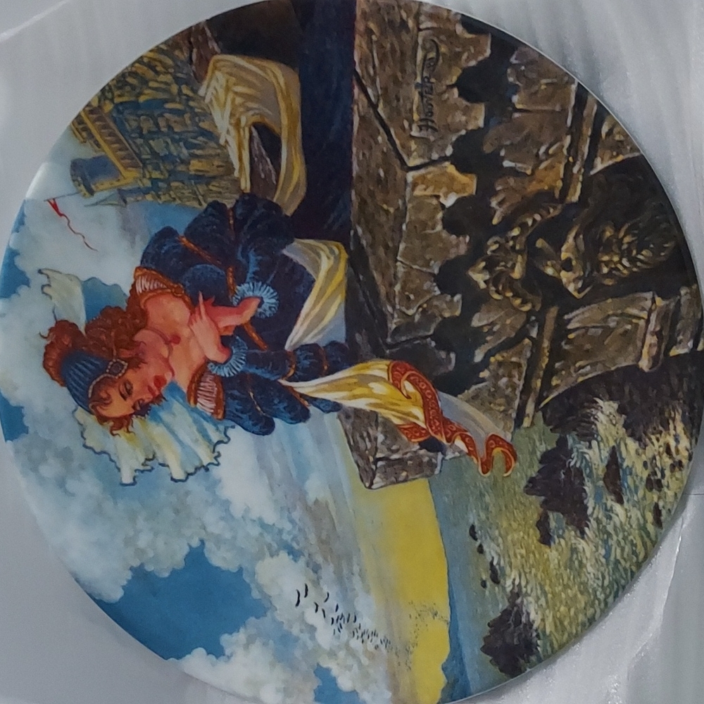 'The Franklin's Tale Bone China Plate Made in England 8 3/8in Wide. Multicolors
